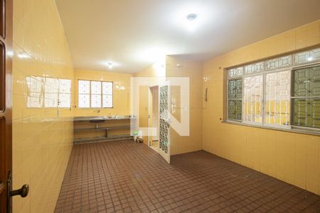 Casa para alugar com 432m², 5 quartos e 8 vagasCozinha