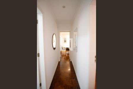 Apartamento para alugar com 110m², 2 quartos e sem vaga Apartamento para alugar com 110m², 2 quartos e sem vagaCorredor