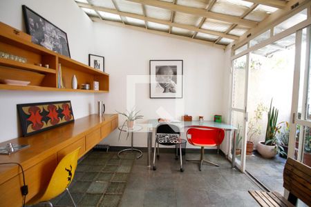 Apartamento para alugar com 110m², 2 quartos e sem vaga Apartamento para alugar com 110m², 2 quartos e sem vagaEscritório