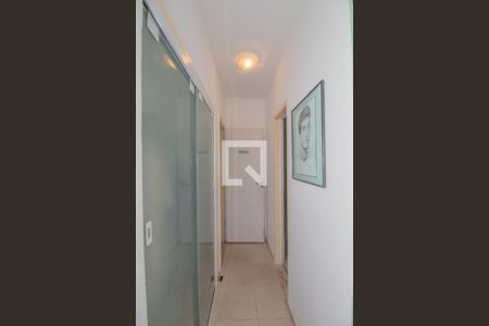 Corredor de casa à venda com 2 quartos, 200m² em Centreville , Santo André