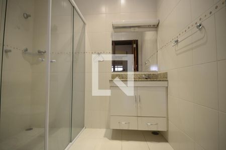 Casa à venda com 138m², 2 quartos e 3 vagasSuíte