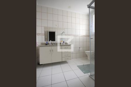 Casa à venda com 138m², 2 quartos e 3 vagasBanheiro