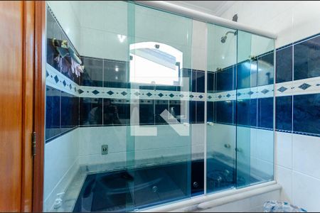 Casa à venda com 520m², 4 quartos e 3 vagasBanheiro da Suíte 2