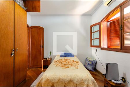 Casa à venda com 520m², 4 quartos e 3 vagasSuíte