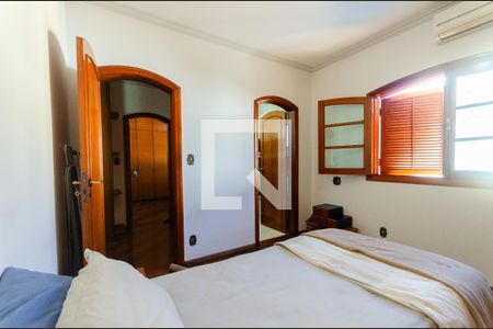 Casa à venda com 520m², 4 quartos e 3 vagasSuíte 3