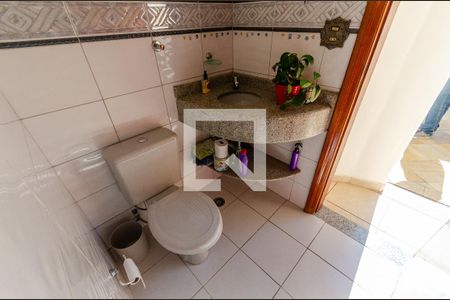 Casa à venda com 520m², 4 quartos e 3 vagasBanheiro 7