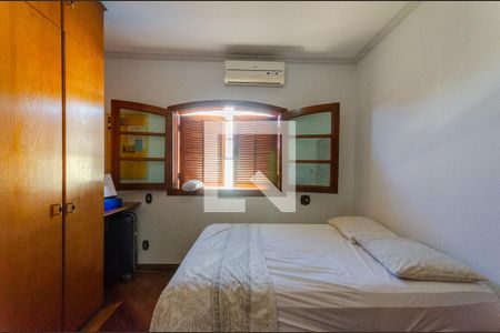 Casa à venda com 520m², 4 quartos e 3 vagasSuíte 4