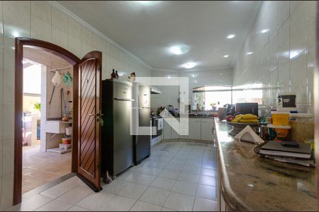 Casa à venda com 520m², 4 quartos e 3 vagasCozinha