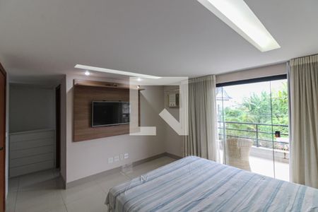 Suíte 1 de casa de condomínio para alugar com 4 quartos, 400m² em Vargem Pequena, Rio de Janeiro
