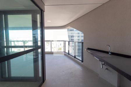 Apartamento à venda com 196m², 3 quartos e 3 vagas Apartamento à venda com 196m², 3 quartos e 3 vagasVaranda
