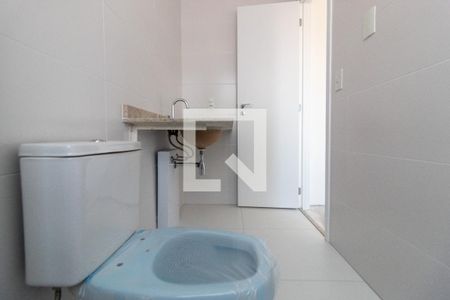 Apartamento à venda com 196m², 3 quartos e 3 vagas Apartamento à venda com 196m², 3 quartos e 3 vagasBanheiro da Suíte 2