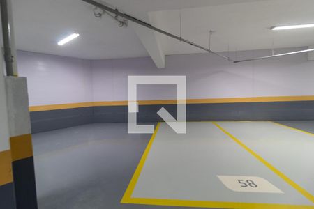 Apartamento à venda com 196m², 3 quartos e 3 vagas Apartamento à venda com 196m², 3 quartos e 3 vagasVagas Fixa 58