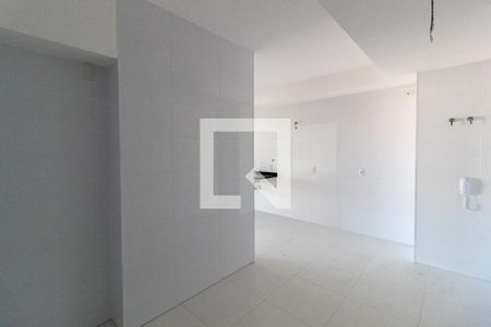 Apartamento à venda com 196m², 3 quartos e 3 vagas Apartamento à venda com 196m², 3 quartos e 3 vagasCozinha Americana 2º ambiente
