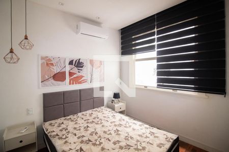 Quarto 1 de apartamento à venda com 2 quartos, 80m² em Copacabana, Rio de Janeiro