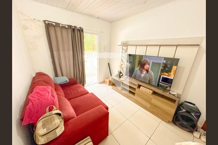 Sala de casa para alugar com 2 quartos, 55m² em São João do Rio Vermelho, Florianópolis