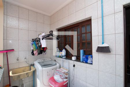 Casa à venda com 150m², 3 quartos e 4 vagasÁrea de Serviço