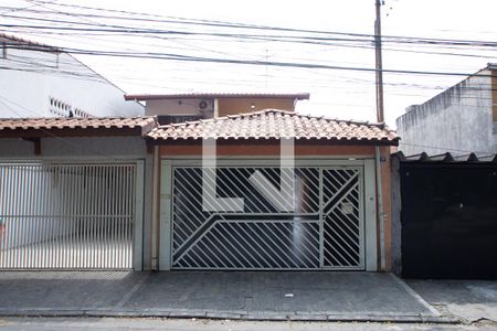 Casa à venda com 150m², 3 quartos e 4 vagasFachada