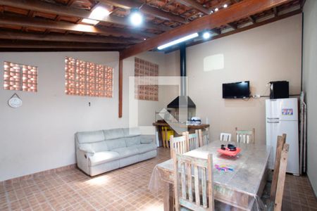 Casa à venda com 150m², 3 quartos e 4 vagasÁrea de lazer