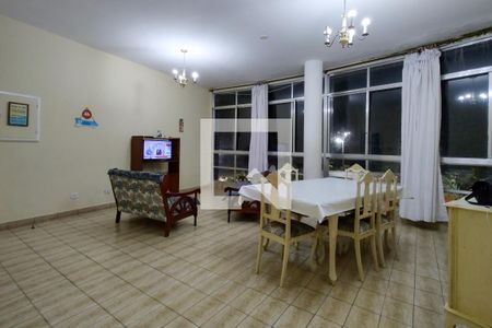 Sala de apartamento para alugar com 3 quartos, 135m² em Guilhermina, Praia Grande