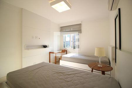 Quarto 1 de apartamento para alugar com 2 quartos, 100m² em Cerqueira César, São Paulo
