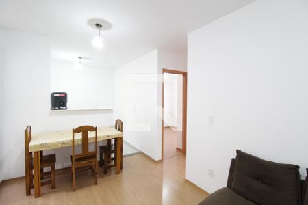 Sala de apartamento para alugar com 2 quartos, 42m² em Jardim Patricia, Uberlândia