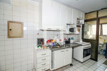 Apartamento à venda com 111m², 3 quartos e 2 vagas Apartamento à venda com 111m², 3 quartos e 2 vagasCozinha