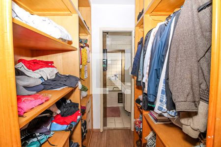 Apartamento à venda com 111m², 3 quartos e 2 vagas Apartamento à venda com 111m², 3 quartos e 2 vagasCloset da suíte