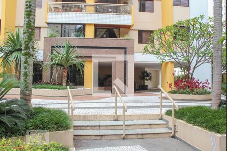 Apartamento à venda com 111m², 3 quartos e 2 vagas Apartamento à venda com 111m², 3 quartos e 2 vagasEntrada