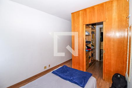Apartamento à venda com 111m², 3 quartos e 2 vagas Apartamento à venda com 111m², 3 quartos e 2 vagasSuíte