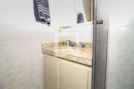 Apartamento à venda com 111m², 3 quartos e 2 vagas Apartamento à venda com 111m², 3 quartos e 2 vagasBanheiro