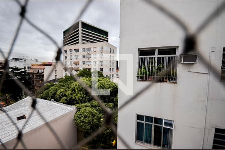 Apartamento à venda com 76m², 2 quartos e sem vagaVista da Suíte