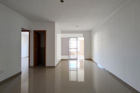 Sala de apartamento para alugar com 3 quartos, 104m² em Canto do Forte, Praia Grande