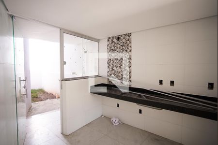Casa à venda com 65m², 2 quartos e 1 vaga Casa à venda com 65m², 2 quartos e 1 vagaCozinha
