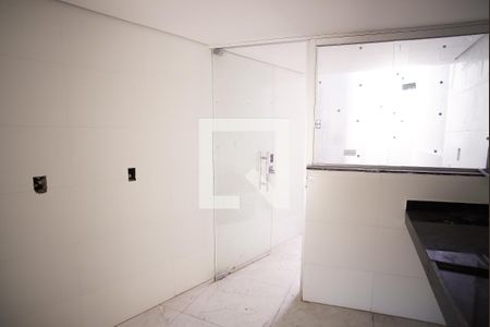 Casa à venda com 65m², 2 quartos e 1 vaga Casa à venda com 65m², 2 quartos e 1 vagaCozinha
