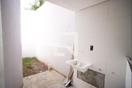 Casa à venda com 65m², 2 quartos e 1 vaga Casa à venda com 65m², 2 quartos e 1 vagaÁrea de Serviço