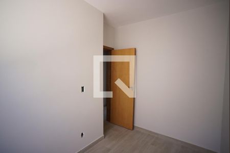 Quarto 1 de casa à venda com 2 quartos, 80m² em Céu Azul, Belo Horizonte