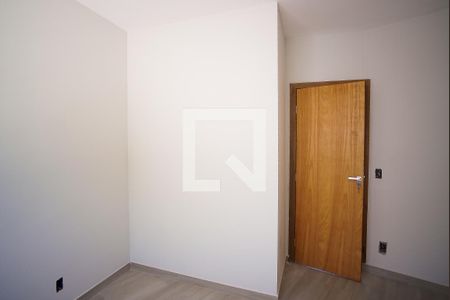 Casa à venda com 96m², 2 quartos e 2 vagas Casa à venda com 96m², 2 quartos e 2 vagasQuarto 2