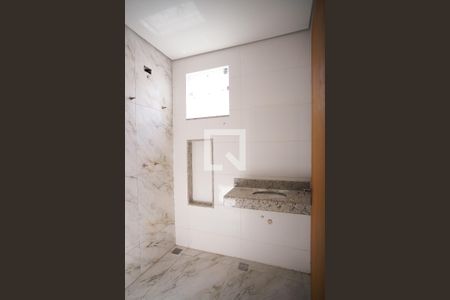 Casa à venda com 96m², 2 quartos e 2 vagas Casa à venda com 96m², 2 quartos e 2 vagasBanheiro