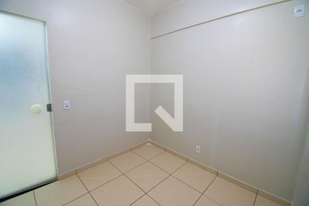 Quarto de apartamento para alugar com 1 quarto, 37m² em Taguatinga Sul (taguatinga), Brasília