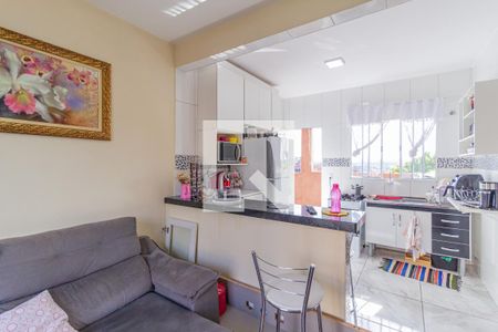 Sala de casa para alugar com 1 quarto, 50m² em Jardim Guiomar, Carapicuíba