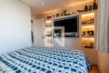 Dormitório 1 de apartamento à venda com 3 quartos, 58m² em Vila Talarico, São Paulo
