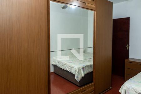 Apartamento para alugar com 70m², 2 quartos e 2 vagasQuarto 1 - Armários