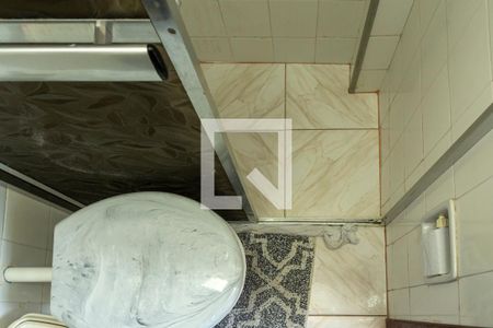 Apartamento para alugar com 70m², 2 quartos e 2 vagasBanheiro de serviço