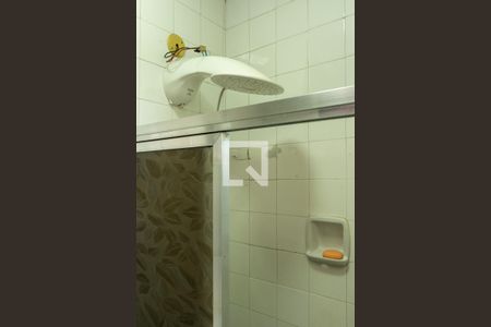 Apartamento para alugar com 70m², 2 quartos e 2 vagasBanheiro de serviço