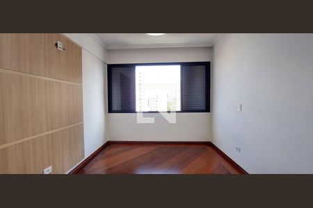 Quarto 1 suíte de apartamento para alugar com 3 quartos, 136m² em Parque das Nações, Santo André
