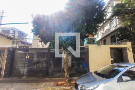 Apartamento para alugar com 65m², 2 quartos e 2 vagas Apartamento para alugar com 65m², 2 quartos e 2 vagasFachada