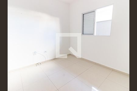 Quarto 1 de apartamento para alugar com 2 quartos, 40m² em Vila Bertioga, São Paulo