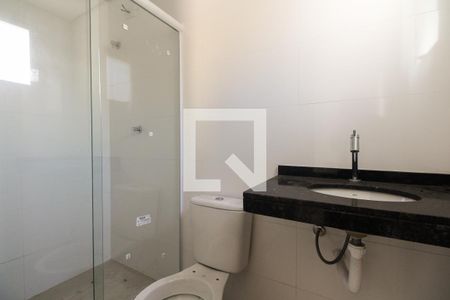 Banheiro Suíte 1 de apartamento para alugar com 2 quartos, 36m² em Cidade Mãe do Céu, São Paulo
