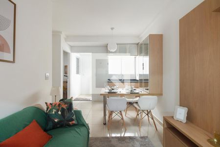Sala  de apartamento à venda com 2 quartos, 38m² em Cidade Mãe do Céu, São Paulo