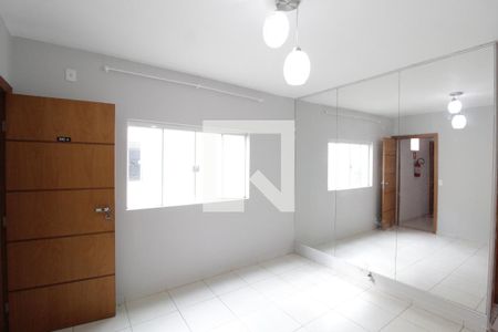 Sala de casa para alugar com 3 quartos, 65m² em Aclimação, Uberlândia
